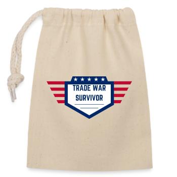 Trade War Survivor - Édition américaine - Sac cadeau en coton avec cordon (14 x 20 cm) - nature - Devant