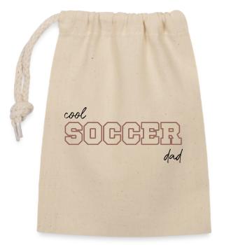 Cool soccer dad - Closable cotton gift bag (14x20cm) - nature - Front