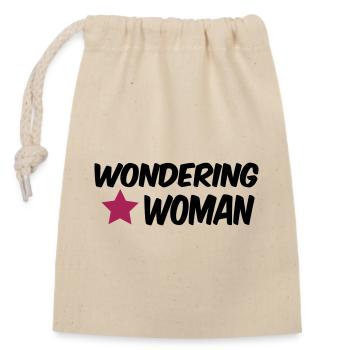 wondering woman - Closable cotton gift bag (14x20cm) - nature - Front