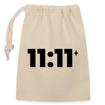 11:11 ✦ Chemise minimaliste – Design esthétique cosmique - Sac cadeau en coton avec cordon (14 x 20 cm) - nature - Devant