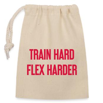 Train Hard Flex Harder - Verschließbarer Geschenkbeutel aus Baumwolle (14x20cm) - Natur - Vorne