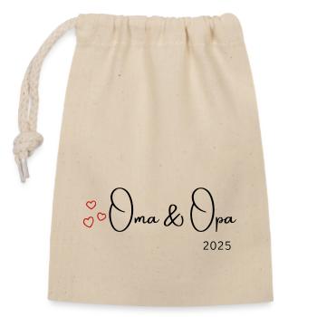 Oma & Opa 2025 - Verschließbarer Geschenkbeutel aus Baumwolle (14x20cm) - Natur - Vorne