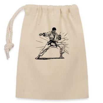 Karate fighters Okinawan sparring tradition - Closable cotton gift bag (14x20cm) - nature - Front
