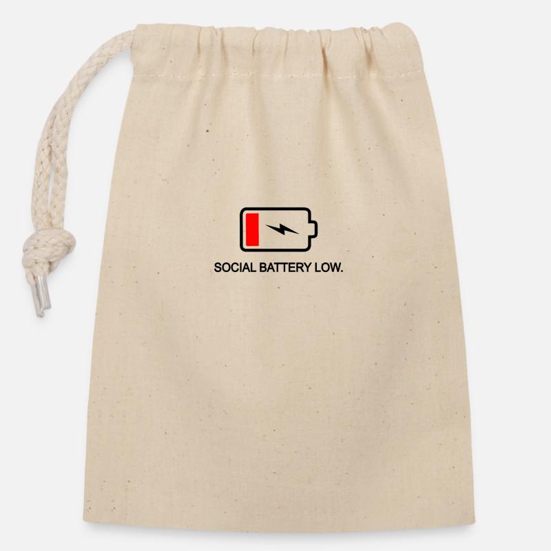 Social Battery Low - Verschließbarer Geschenkbeutel aus Baumwolle (14x20cm) - Natur