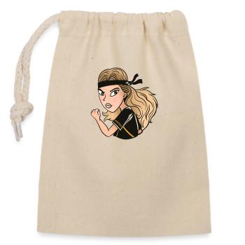 Kung fu Karate girl in black robe - Closable cotton gift bag (14x20cm) - nature - Front