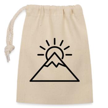 Sonnenaufgang über Berglinie - Verschließbarer Geschenkbeutel aus Baumwolle (14x20cm) - Natur - Vorne