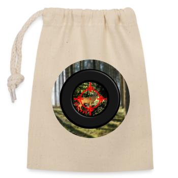A deer seen through the scope - Closable cotton gift bag (14x20cm) - nature - Front