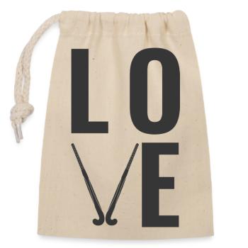 Field Hockey Love - Closable cotton gift bag (14x20cm) - nature - Front