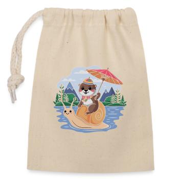 Lustiger Otter mit Sonnenschirm sitzt auf Schnecke - Verschließbarer Geschenkbeutel aus Baumwolle (14x20cm) - Natur - Vorne