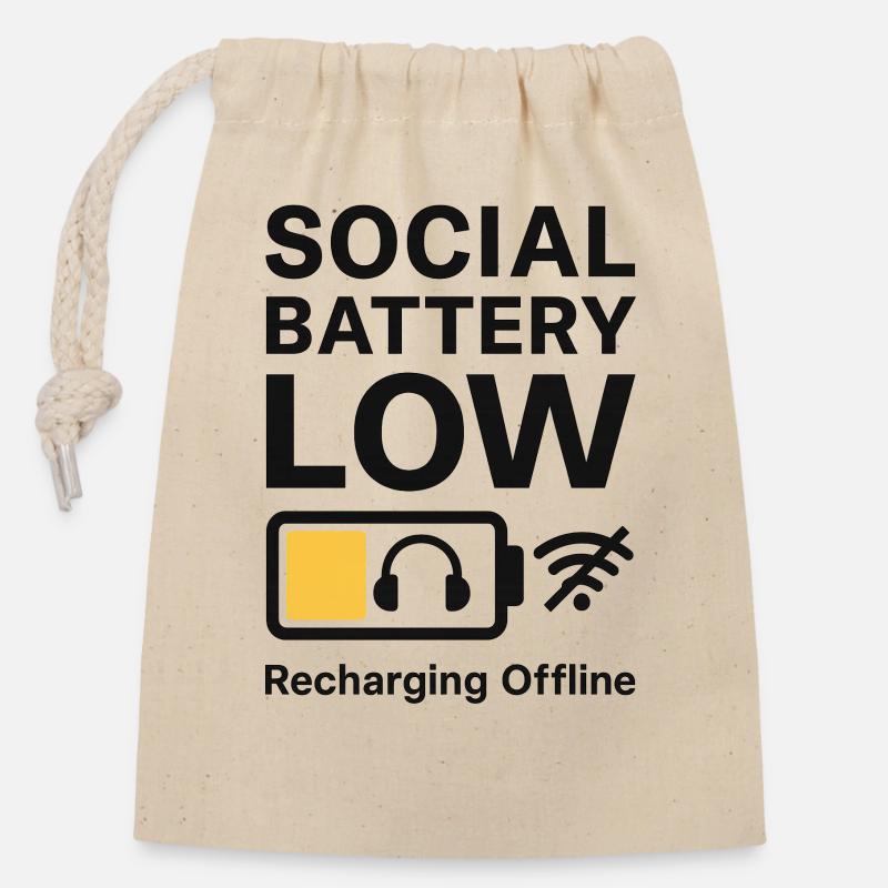 Social Battery Low – Recharging Offline - Verschließbarer Geschenkbeutel aus Baumwolle (14x20cm) - Natur