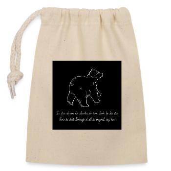 Sleepwalking bear turning back to his den - Closable cotton gift bag (14x20cm) - nature - Front