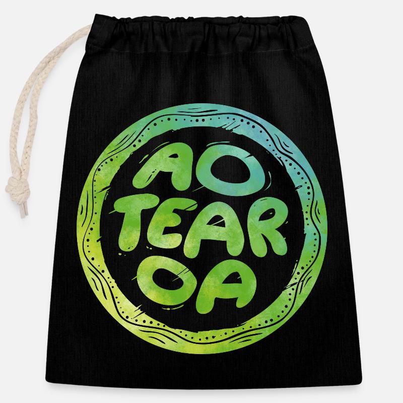 Lettering Aotearoa - Sac cadeau en coton avec cordon (25 x 30 cm) - noir