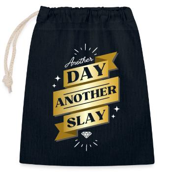Another Day Another Slay – Glam Statement - Closable cotton gift bag (25x30cm) - navy - Front