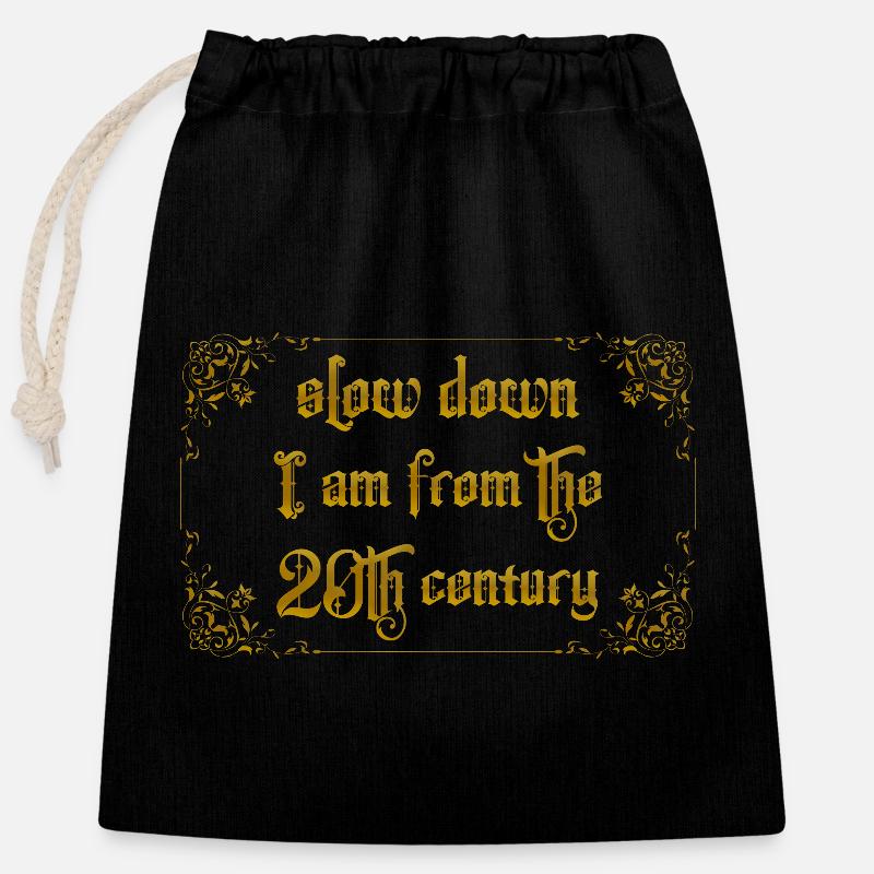 slow down - Verschließbarer Geschenkbeutel aus Baumwolle (25x30cm) - Schwarz