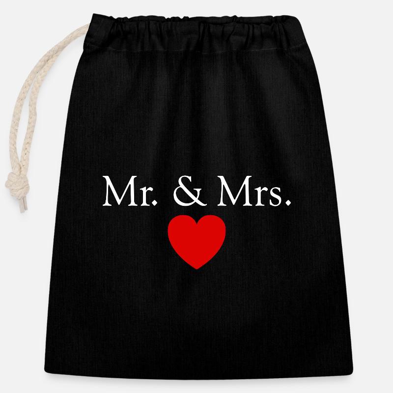 Mr. & Mrs. Herz Hochzeit Heirat Liebespaar - Verschließbarer Geschenkbeutel aus Baumwolle (25x30cm) - Schwarz