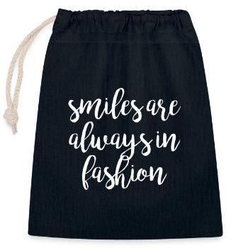 Smiles are always in fashion - Closable cotton gift bag (25x30cm) - navy - Front