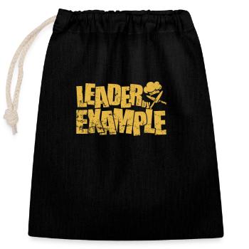 Leader by Example - Verschließbarer Geschenkbeutel aus Baumwolle (25x30cm) - Schwarz - Vorne