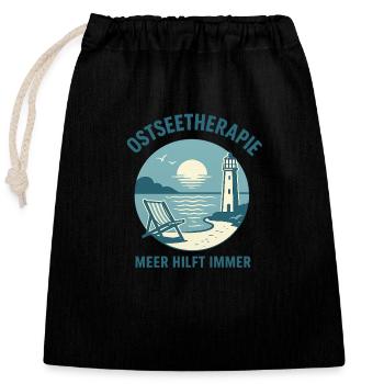 Ostseetherapie - Meer hilft immer - Verschließbarer Geschenkbeutel aus Baumwolle (25x30cm) - Schwarz - Vorne