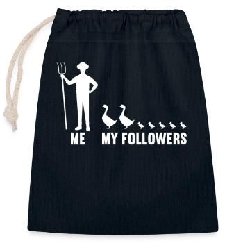Me and my followers farmer goose geese - Closable cotton gift bag (25x30cm) - navy - Front