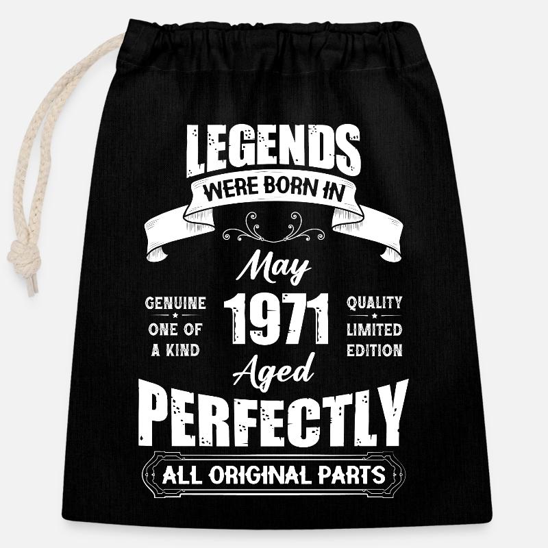 Les légendes sont nées en mai 1971 anniversaire - Sac cadeau en coton avec cordon (25 x 30 cm) - noir