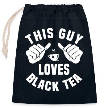 Ce gars aime le thé noir - Sac cadeau en coton avec cordon (25 x 30 cm) - bleu marine - Devant