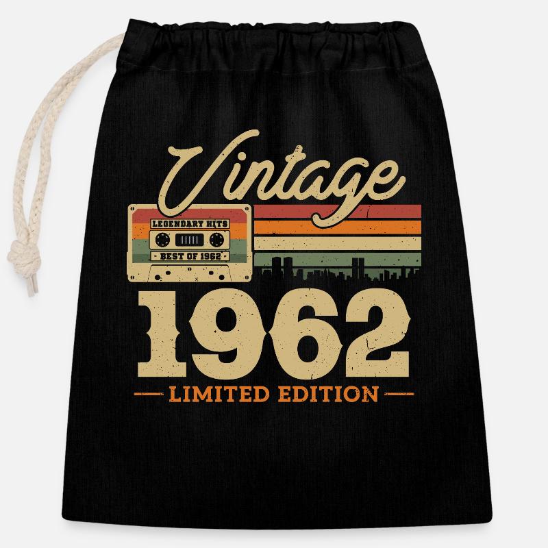1962 - 61/62 birthday year - Closable cotton gift bag (25x30cm) - black