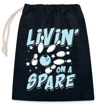 Livin on a spare - Verschließbarer Geschenkbeutel aus Baumwolle (25x30cm) - Navy - Vorne