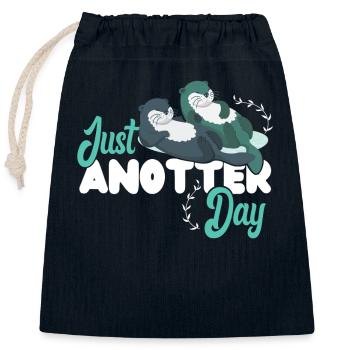 Otter Pun Just Anotter Day - Sac cadeau en coton avec cordon (25 x 30 cm) - bleu marine - Devant