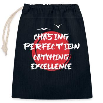 Kaizen Mindset Chasing Perfection - Closable cotton gift bag (25x30cm) - navy - Front