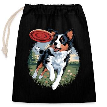 chien joyeux jouant au frisbee dans le vert - Sac cadeau en coton avec cordon (25 x 30 cm) - noir - Devant