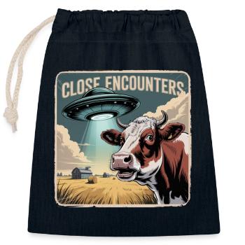 Extraterrestrial encounters on the farm - Closable cotton gift bag (25x30cm) - navy - Front
