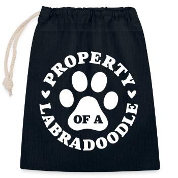 Eigentum eines Labradoodles - Verschließbarer Geschenkbeutel aus Baumwolle (25x30cm) - Navy - Vorne