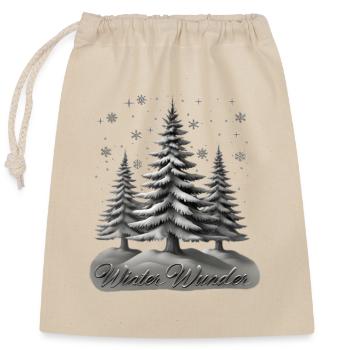 Winter Wunder – Tannen im Schnee - Verschließbarer Geschenkbeutel aus Baumwolle (25x30cm) - Natur - Vorne