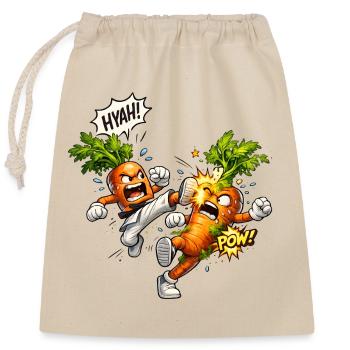 Karate carrots in duel - Closable cotton gift bag (25x30cm) - nature - Front