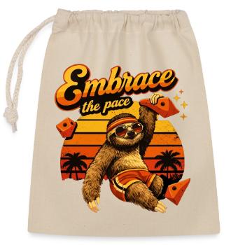 Retro Sloth: Embrace the Pace – Bouldern Faultier - Verschließbarer Geschenkbeutel aus Baumwolle (25x30cm) - Natur - Vorne