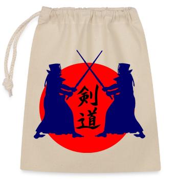 Kendo two Kendoka in fighting mode with red sun kend - Closable cotton gift bag (25x30cm) - nature - Front