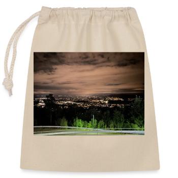 Oslo bei Nacht - Verschließbarer Geschenkbeutel aus Baumwolle (25x30cm) - Natur - Vorne