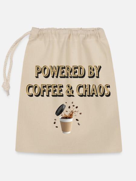 powered by coffee and chaos - Verschließbarer Geschenkbeutel aus Baumwolle (25x30cm) - Natur