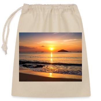 Tropical sunset on the beach - Closable cotton gift bag (25x30cm) - nature - Front