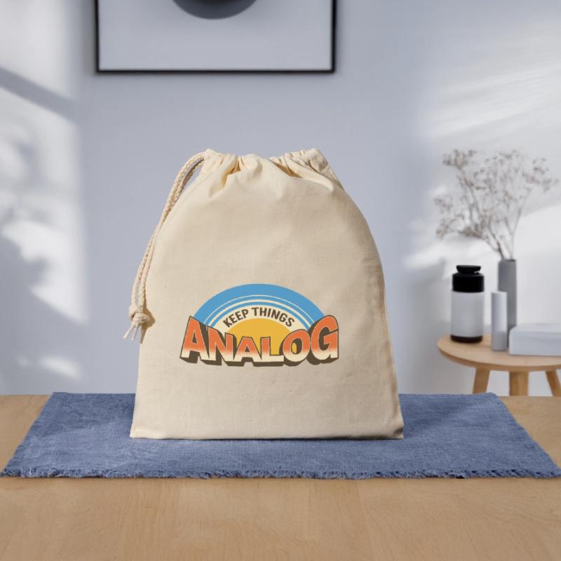 Keep Things Analog – Retro Tech-Statement Verschließbarer Geschenkbeutel aus Baumwolle (25x30cm)
