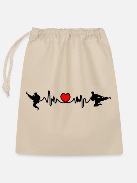 Karate Cardio oder Herzfrequenz mit Karate-Kicks - Verschließbarer Geschenkbeutel aus Baumwolle (25x30cm) - Natur