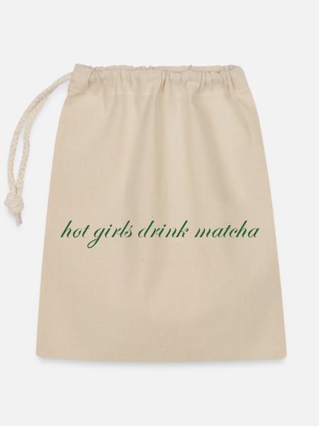hot girls drink matcha - Verschließbarer Geschenkbeutel aus Baumwolle (25x30cm) - Natur