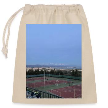 Panorama Tennisanlage über Stadt - Verschließbarer Geschenkbeutel aus Baumwolle (25x30cm) - Natur - Vorne