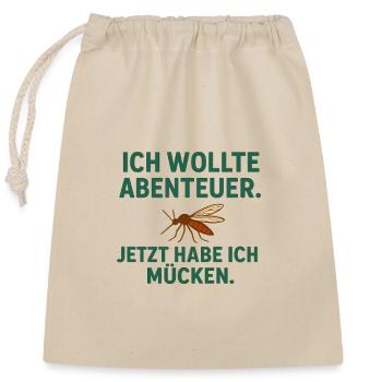 Abenteuer vs Mücken - Verschließbarer Geschenkbeutel aus Baumwolle (25x30cm) - Natur - Vorne