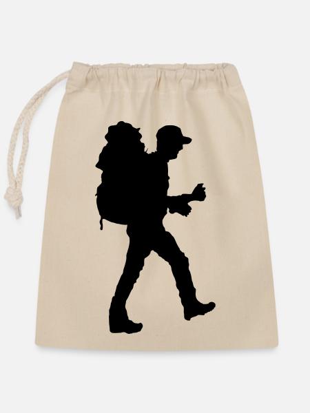 Backpacker Silhouette - Verschließbarer Geschenkbeutel aus Baumwolle (25x30cm) - Natur