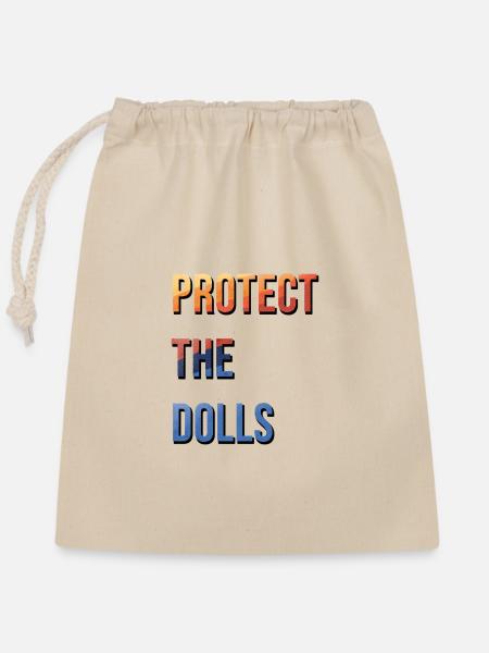 Protect_the_Dolls_2026 - Verschließbarer Geschenkbeutel aus Baumwolle (25x30cm) - Natur