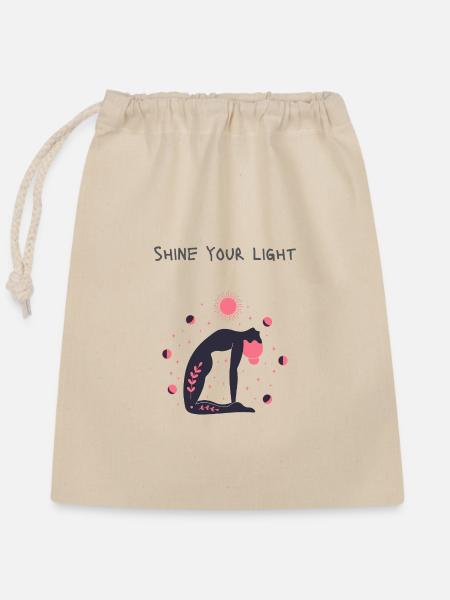 Shine your light - Verschließbarer Geschenkbeutel aus Baumwolle (25x30cm) - Natur