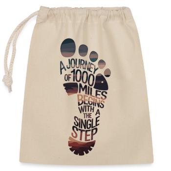 Un voyage de 1000 miles commence par le premier - Sac cadeau en coton avec cordon (25 x 30 cm) - nature - Devant