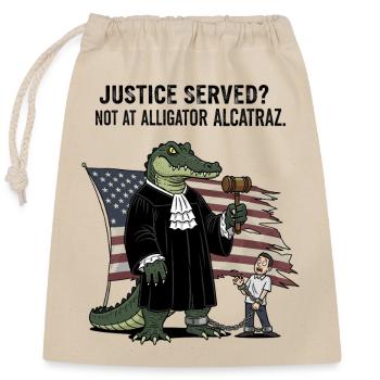 Alligator Alcatraz Judge - Closable cotton gift bag (25x30cm) - nature - Front