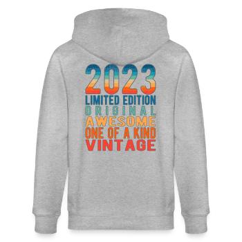 Edition limitée depuis 2023 Anniversaire Millésime 2023 - Veste à capuche bio CULTIVATOR Stanley/Stella Unisexe - gris chiné - Dos - Luana (180cm)
